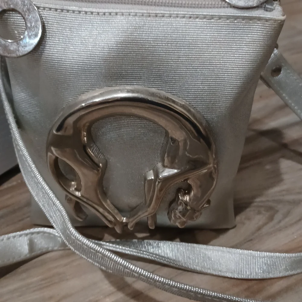 Nima - Picture 2 of 11